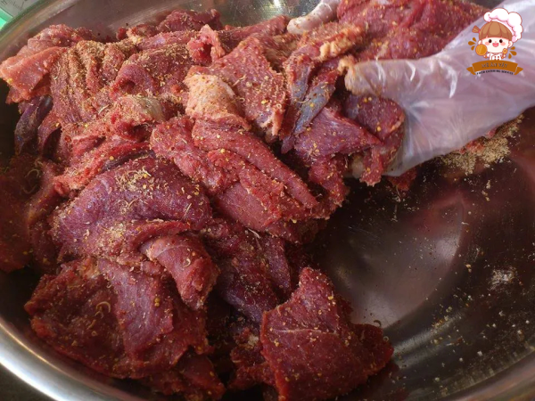 nguyên liệu trong cách làm khô bò phơi nắng