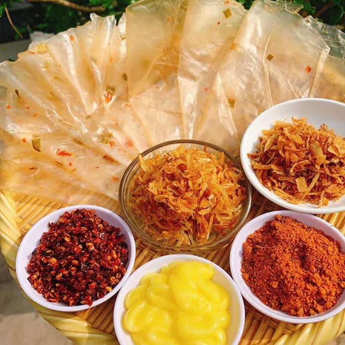 banh-trang-bơ-toi-nuong-gion
